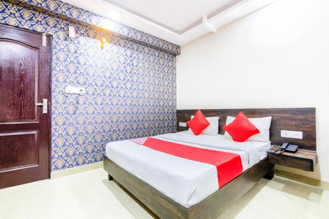Hotel Central Suites Bangalore Esterno foto